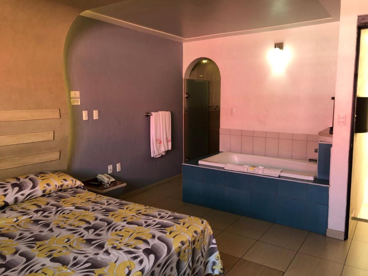 מקסיקו סיטי Hotel & Villas 7 מראה חיצוני תמונה