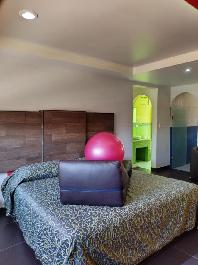 מקסיקו סיטי Hotel & Villas 7 מראה חיצוני תמונה