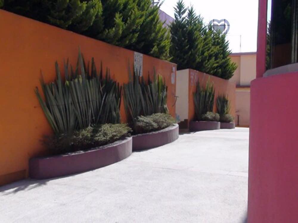 מקסיקו סיטי Hotel & Villas 7 מראה חיצוני תמונה